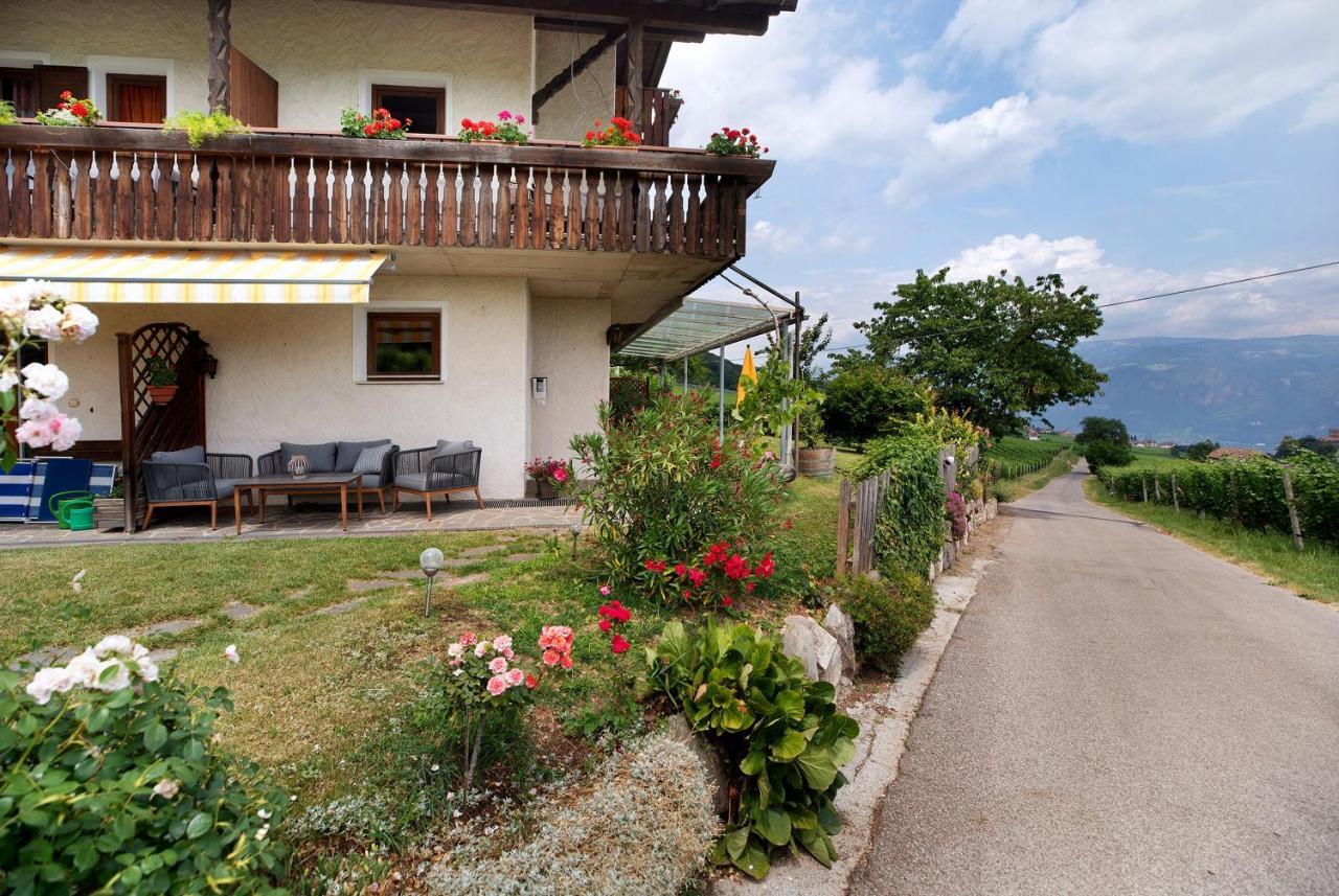 Harmony Apt 2 Appiano Sulla Strada Del Vino Bagian luar foto